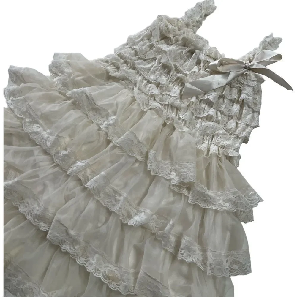 Girls Vintage 1990s Cream Tiered Lace Cottagecore Dress
